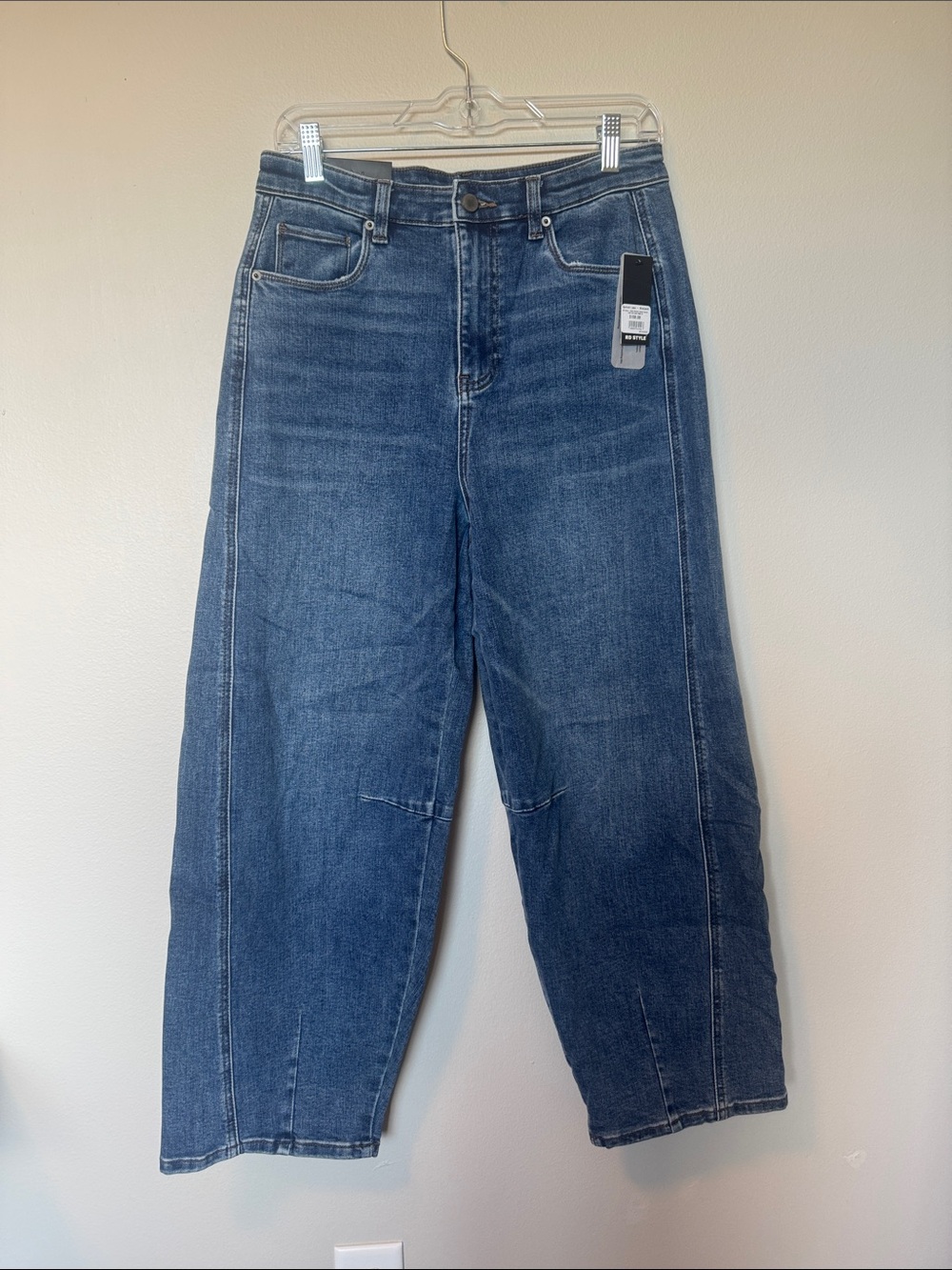 RD Style NWT Dark Blue Barrel Jeans